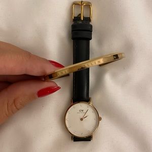Daniel Wellington Watch & Bangle Set